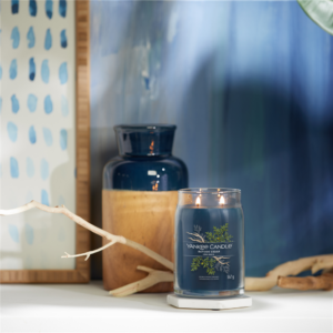 Alternative view of Bayside Cedar Signature Large Jar