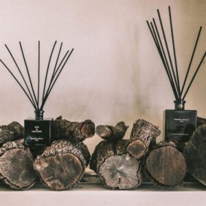 Alternative view of Oud & Leather Premium Reed Diffuser 100ml